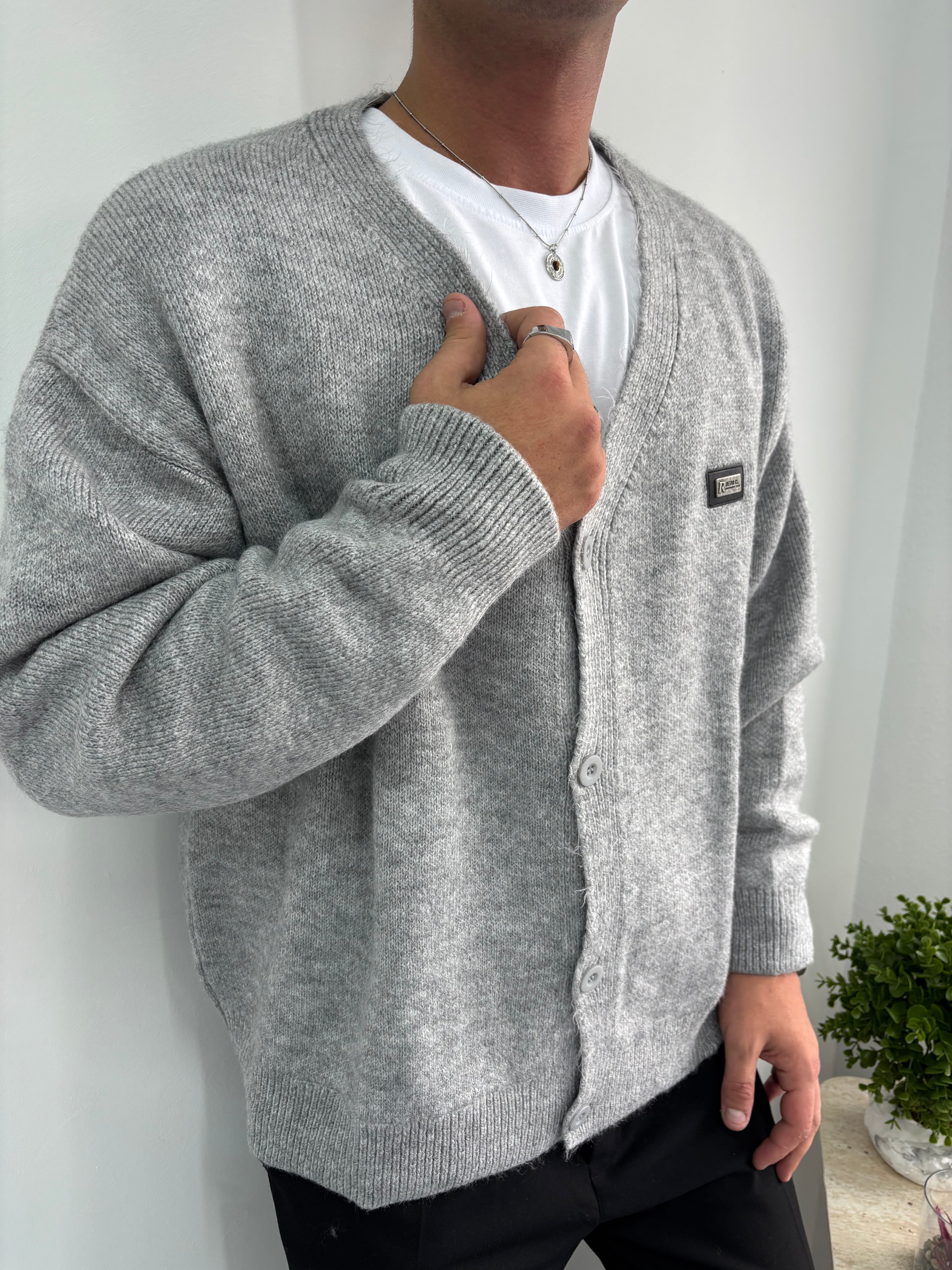 Basic Soft Relaxed Fit Nakış Detaylı Triko Hırka