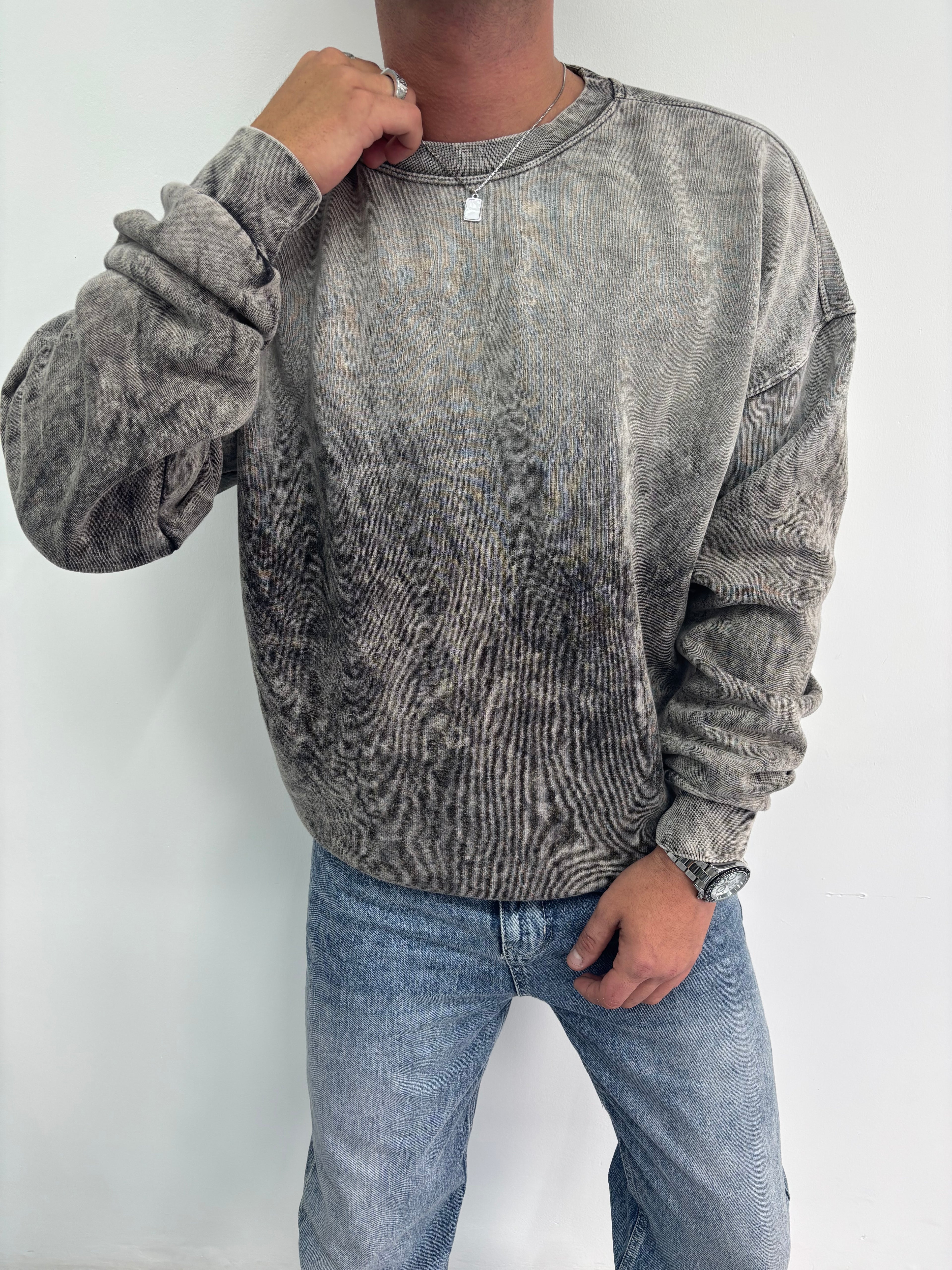 Sprey Yıkamalı Oversize Sweatshirt