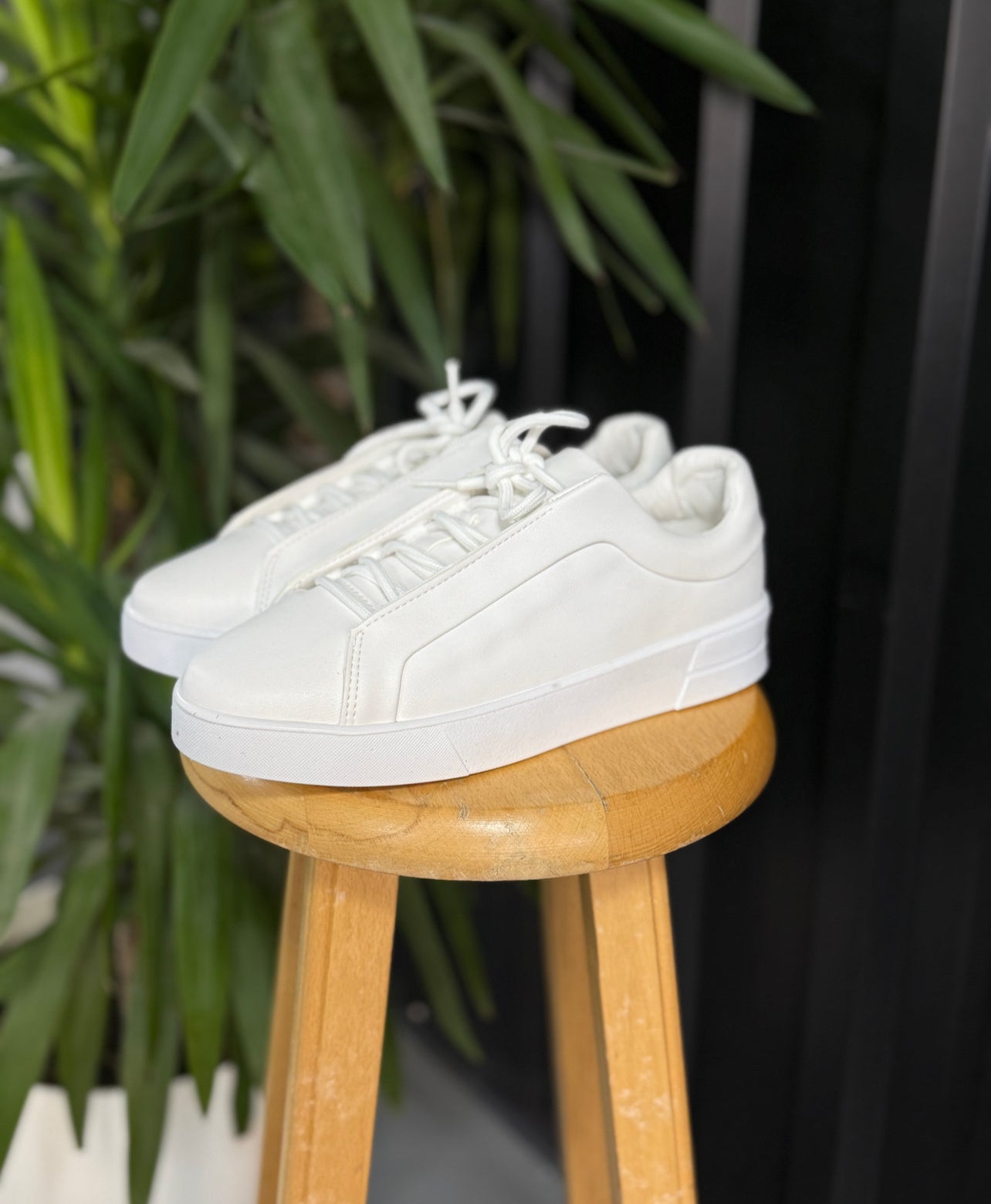 Beyaz Spor Ayakkabı