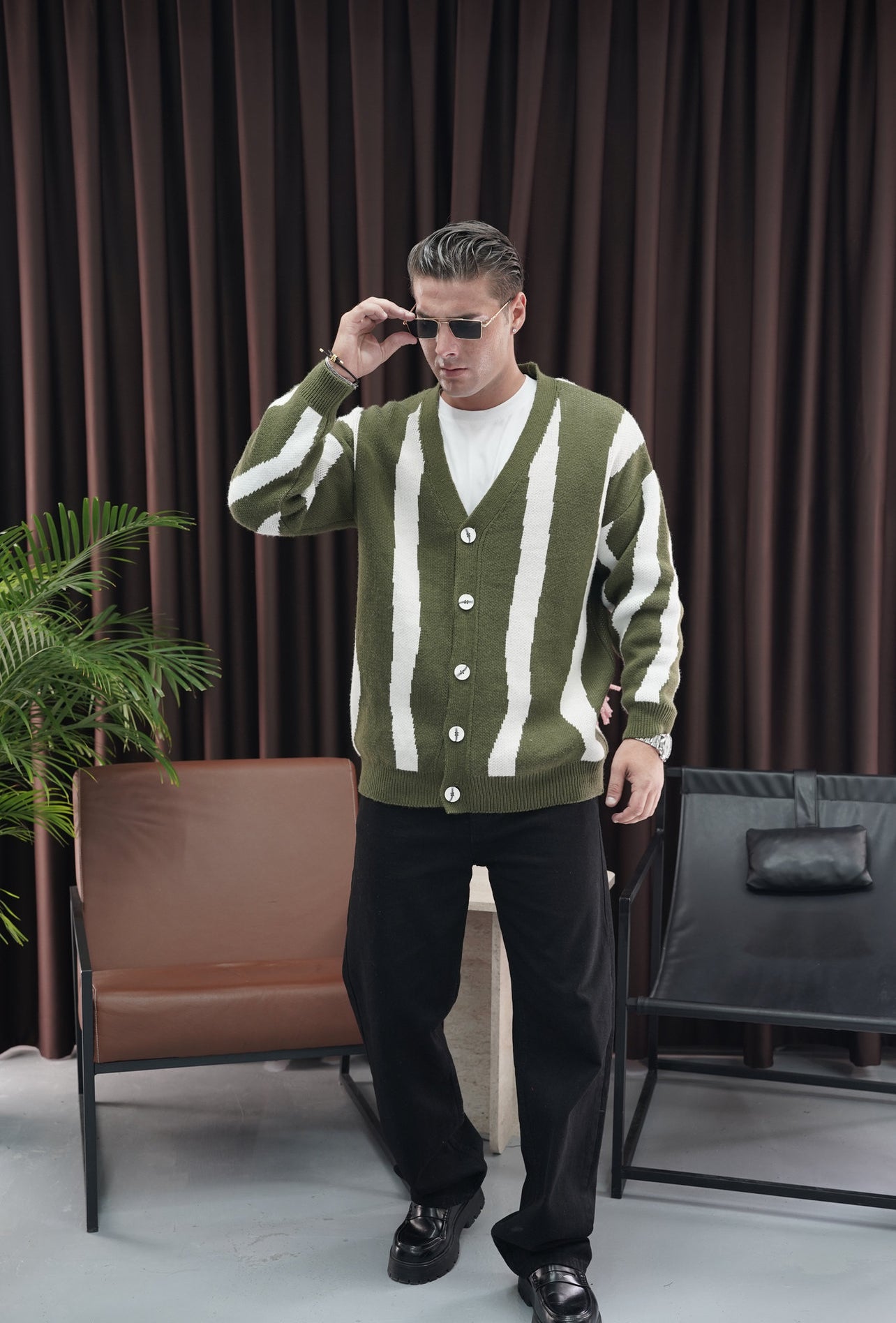 V Yakalı Oversize Hırka